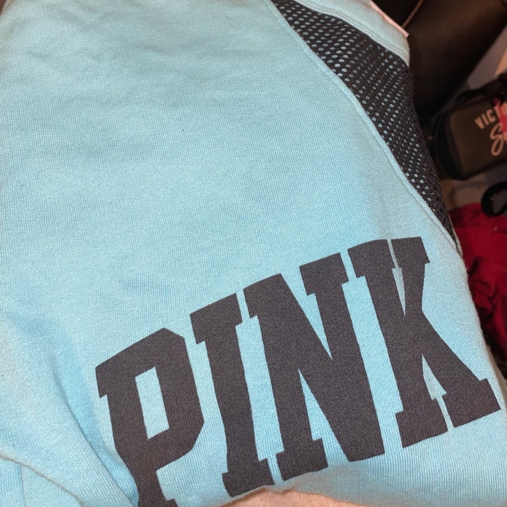 PINK • Pullover Graphic Mesh Crewneck - Picture 4 of 4